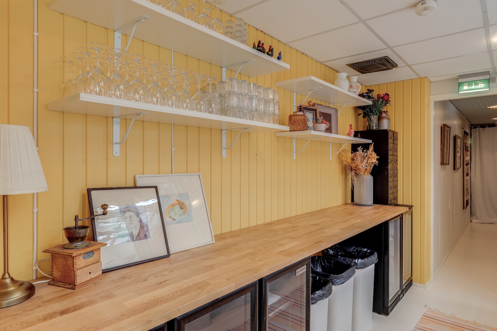Yellow bar counter for setting up catering