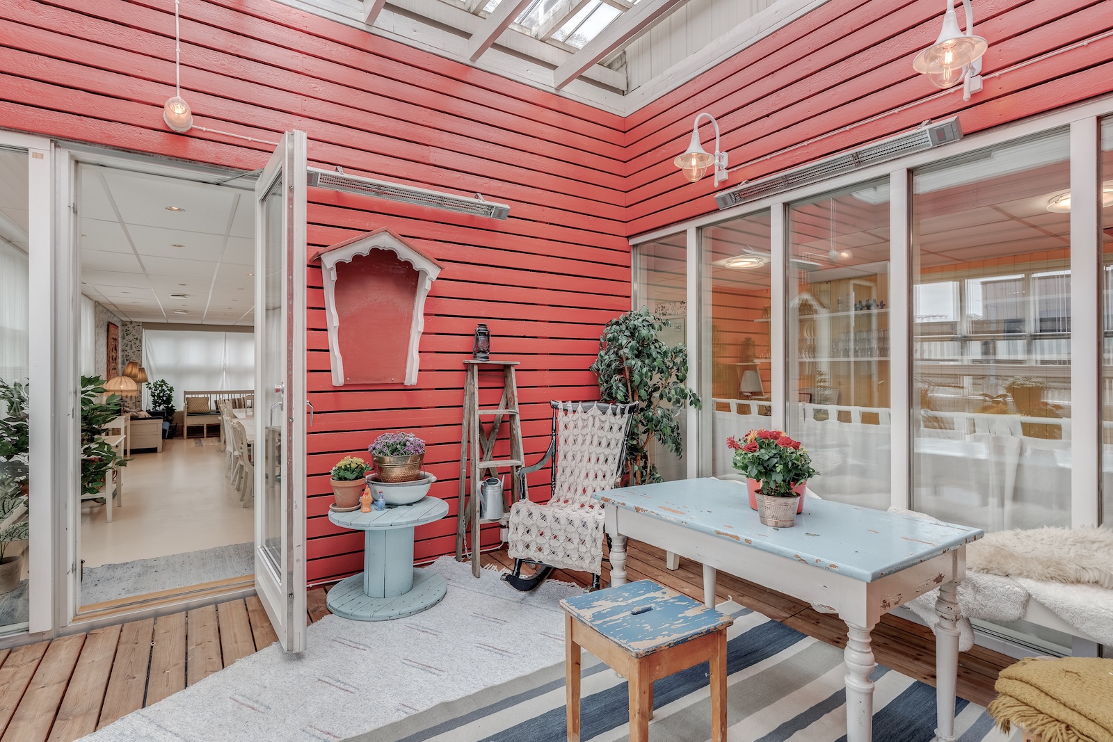 Red glassed-in cooling terrace